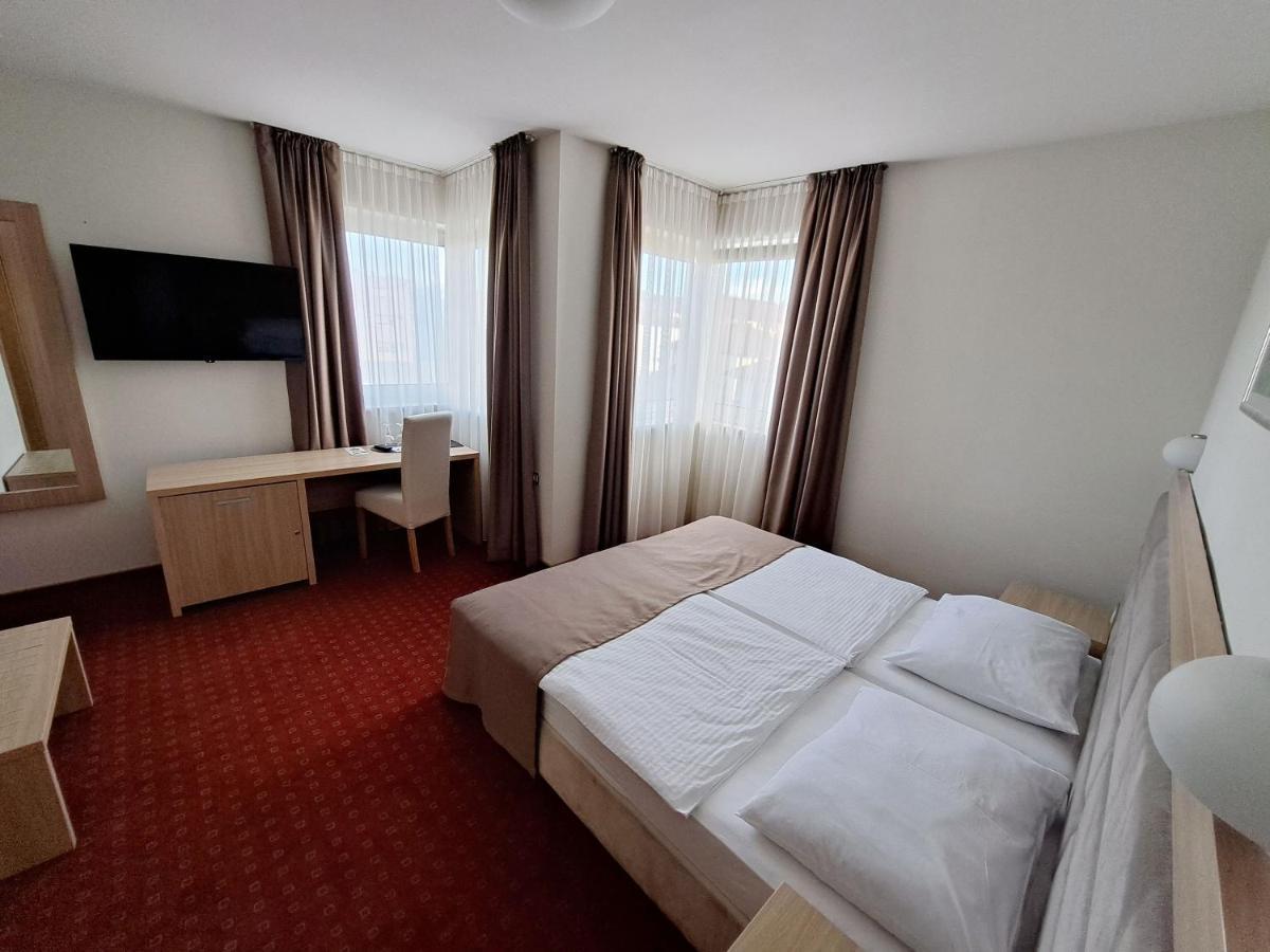 Hotel Brotnjo Čitluk Extérieur photo
